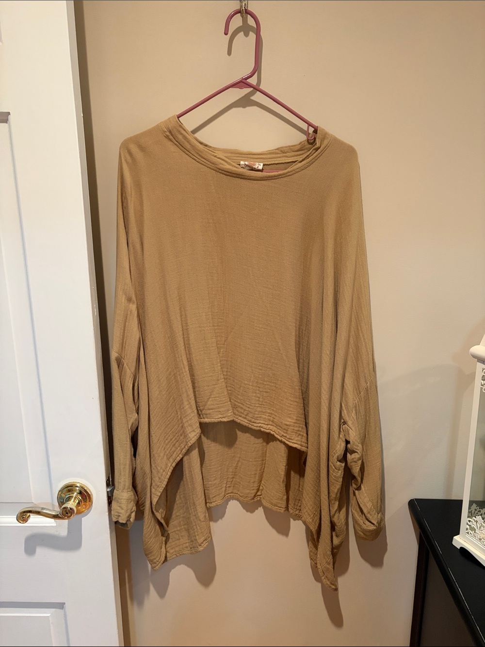 Casual Oversized Gardenbelle Long-Sleeve Top - Tan